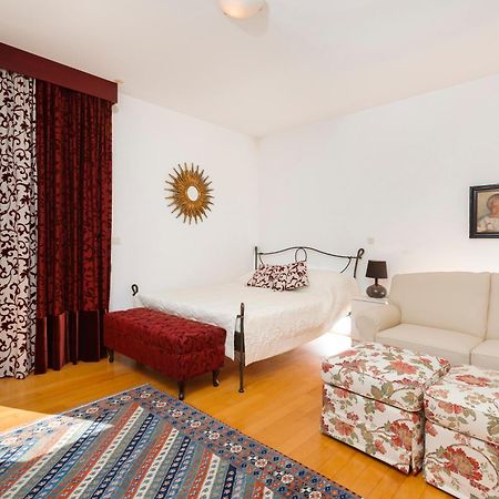 Apartment Oliva Allegra Split Kültér fotó